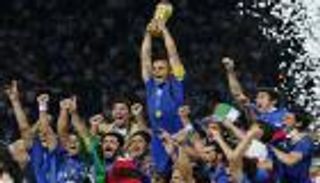 كورونا يعيد أبطال مونديال 2006 إلى الملاعب