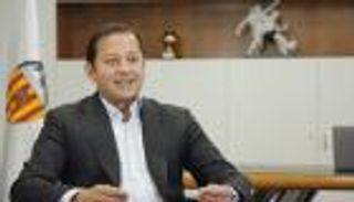 رئيس فالنسيا غير متفاجئ من اجتياح كورونا لناديه