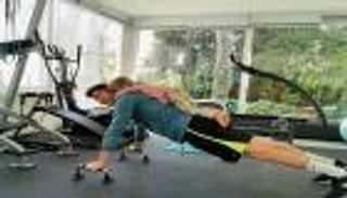 بين "الجيم" والمطبخ.. كيف يقضي نجوم الكرة فترة العزل؟