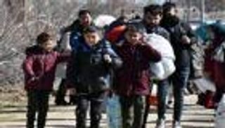 ألمانيا واليونان.. تدابير صارمة أمام اللاجئين للحد من كورونا