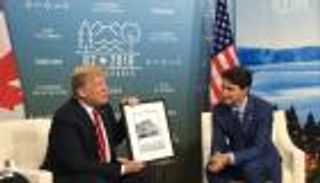 ترامب يعلن إغلاق الحدود مع كندا مؤقتا خشية كورونا