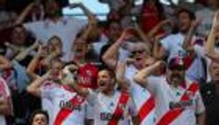 الانتقادات تجبر اتحاد الكرة الأرجنتيني على إيقاف الدوري 