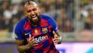 فيدال يعيق خطة برشلونة في الميركاتو