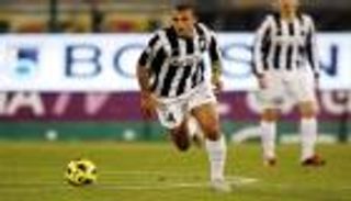 نصيحة تاجر مخدرات تغير حياة نجم يوفنتوس السابق