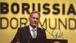 مدير دورتموند يتخلى عن ثلث راتبه بسبب كورونا