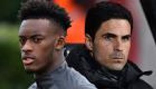 تشيلسي وأرسنال يتحديان كورونا بعودة مبكرة للتدريبات