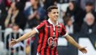 كورونا يساعد نيس للاستفادة من الجزائري عطال