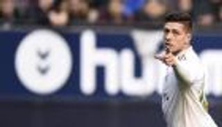 صديقة يوفيتش تقوده للهروب من الحجر الصحي