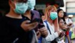 كورونا توحد إذاعات أوروبا بأغنية "لن تسير وحدك أبدا"