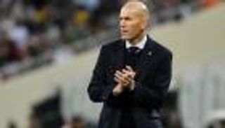 كورونا يضمن بقاء زيدان في ريال مدريد
