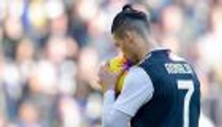 كورونا يهدد رونالدو بفقدان ثلث راتبه