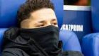 المغربي حارث يناقض نفسه ويخترق حظر كورونا