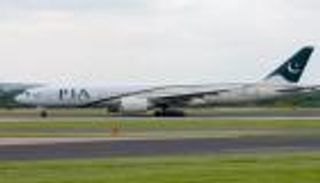 باكستان تعلق الرحلات الجوية الدولية أسبوعين لاحتواء كورونا