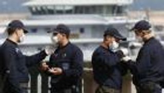 الشرطة الجزائرية تحجر على عروسين لانتهاك حظر كورونا