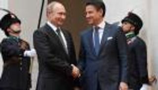 روسيا تغيث إيطاليا لمواجهة كورونا بـ"الجوفضائية"