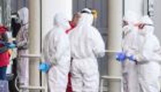 ارتفاع وفيات كورونا في بريطانيا إلى 220