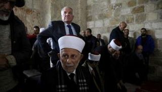 رئيس مجلس الأوقاف الإسلامية بالقدس الشيخ عبدالعظيم سلهب