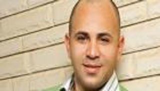 "شد اللحاف" تعيد سيد درويش لمواجهة كورونا.. وتامر حسني: برافو عزيز