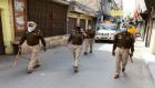 كورونا يفرض الحجر على 700 مليون هندي