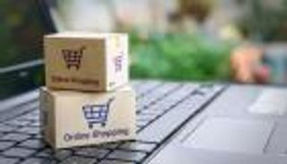 قائمة بتطبيقات 22 متجرا إلكترونيا في الإمارات.. تضم مراكز تسوق كبرى