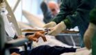 الطب في زمن كورونا.. استشارات على مواقع التواصل في مصر