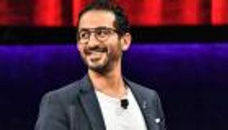 أحمد حلمي: "اقعدوا في البيت هتكتشفوا أولادكم"