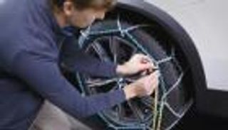 فيديو.. بي إم دبليو على الثلوج بطلاقة وثبات