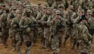 أمريكا تقيد حركة آلاف من جنودها حول العالم خشية كورونا