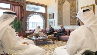 لقاء سابق بين الشيخ محمد بن زايد آل نهيان ومايك بومبيو