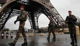 الجيش الفرنسي يساعد في جهود احتواء كورونا