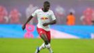 مدافع لايبزيج يفتح الباب أمام أندية "البريمييرليج"