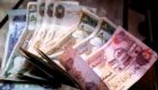 المركزي الإماراتي يوجه البنوك بتزويد ماكينات الـATM بأوراق نقدية جديدة