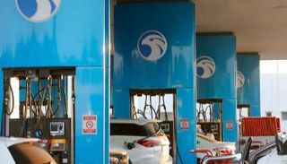 إحدى محطات التموين التابعة لأدنوك للتوزيع