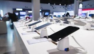 تراجع كبير بمبيعات الهواتف الذكية 