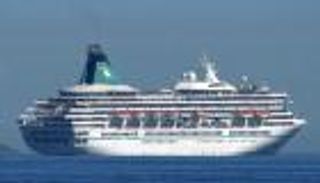7 إصابات كورونا بسفينة سياحية قبالة أستراليا
