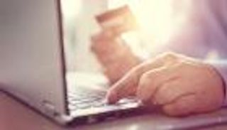 الإمارات تضاعف تطبيقات التسوق الإلكتروني المعتمدة