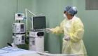 الصين تقدم للجزائر مستلزمات طبية لمواجهة كورونا