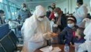 مصر تجلي ٩٩٠ من رعاياها العالقين بالكويت