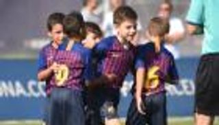 الأهالي سلاح أندية أوروبا لحماية الصغار من كورونا