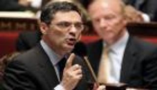 أول وفاة بين ساسة فرنسا جراء كورونا