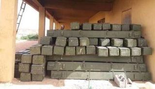 مخزن ذخيرة عثر عليه الجيش الليبي  - أرشيفية