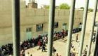 فرار 80 معتقلا من سجن إيراني جراء تفشي كورونا