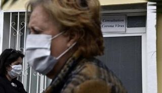 الجزائر تسجل شفاء أكبر مصابة بكورونا بعمرها 85 عاما