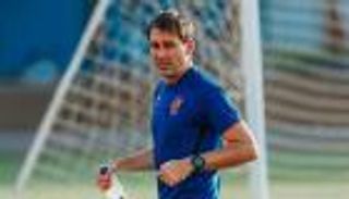 شرط وحيد يفصل الأهلي المصري عن إبقاء فايلر