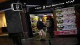 اليابان تتجه لتوسيع حظر الدخول خشية كورونا