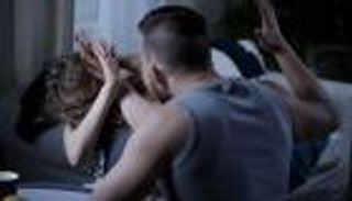 "عزل كورونا" يفاقم حوادث العنف الأسري في فرنسا