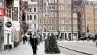 هولندا تسجل 1019 إصابة جديدة و134 وفاة بكورونا