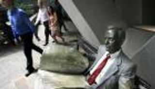 كورونا يوقف صدور 60 صحيفة ورقية أسترالية  