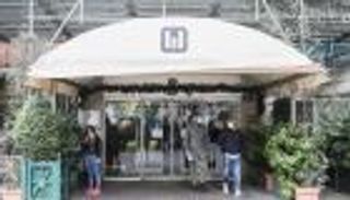 ميكيل أنجلو.. فندق إيطالي يوفر الحجر المنزلي مجانا