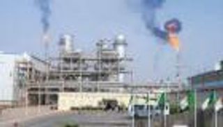 الجزائر توضح حقيقة إغلاق محطات الوقود